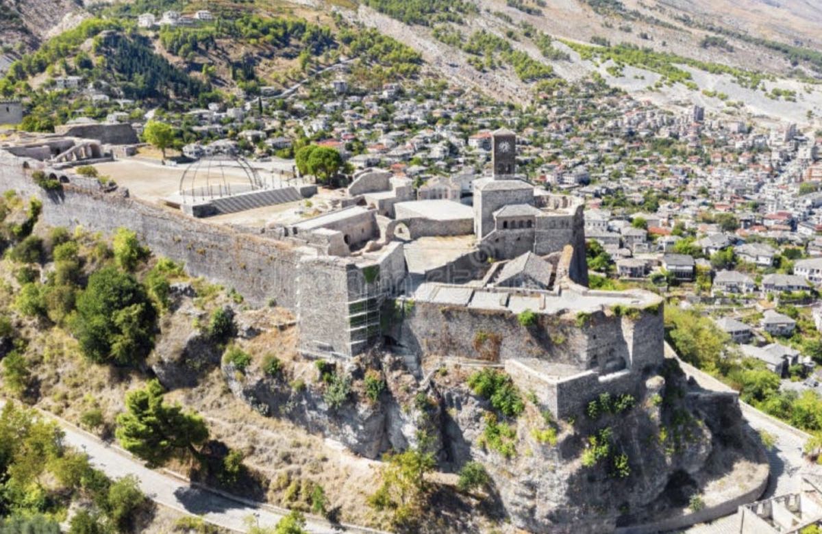 Climb to the castle